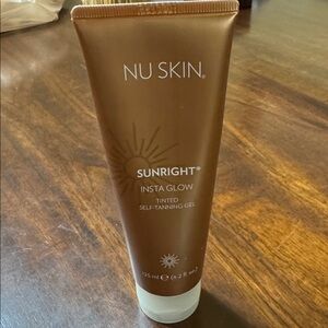 Nu Skin Sunright Insta Glow Tinted Self-Tanning Gel - Brown